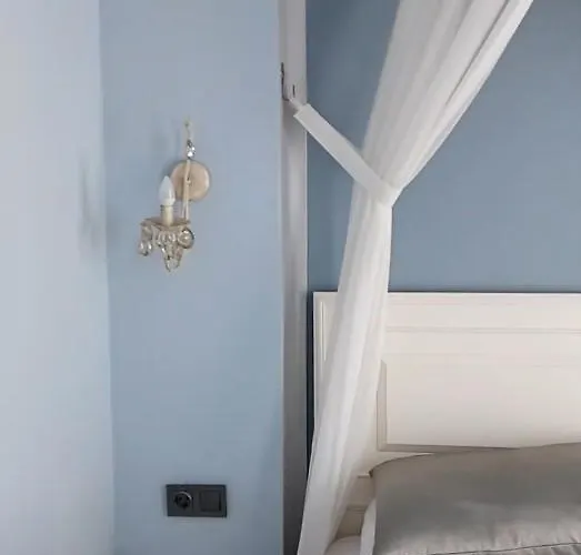 Laguna Thermal & * Sindirgi